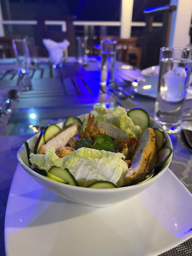 O2 Weligama Hotel & Spa Dış mekan fotoğraf