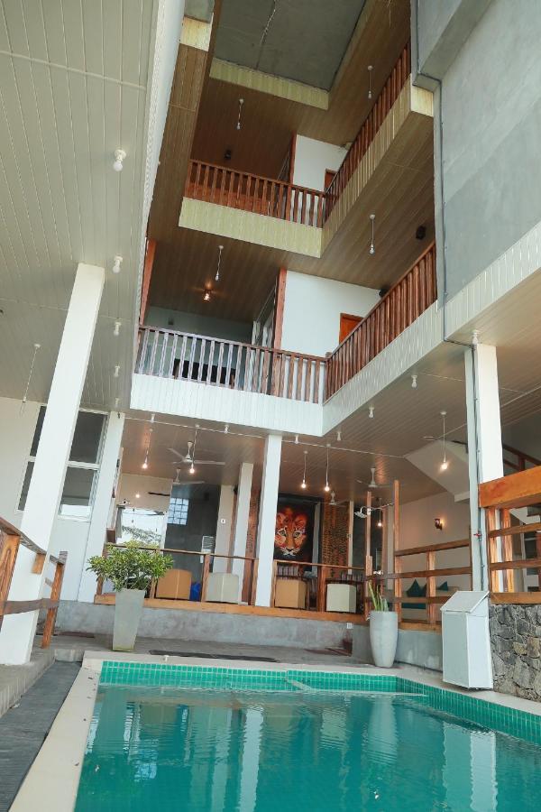 O2 Weligama Hotel & Spa Dış mekan fotoğraf